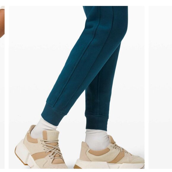 Lululemon Scuba High-Rise Jogger *Fleece 28" Blue Borealis 14 - Picture 2 of 4